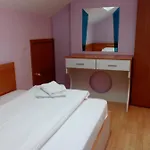 Todorini Kuli Lejlighed *