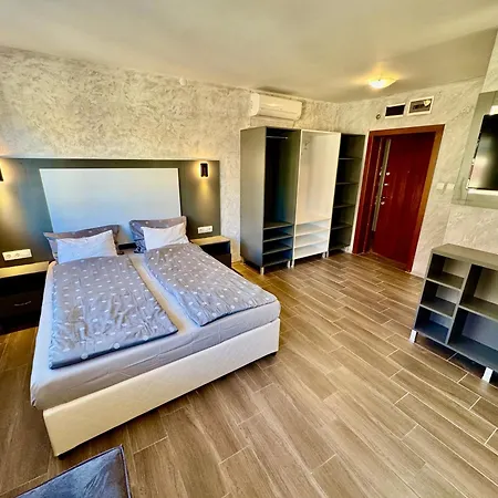 Todorini Kuli Apartment