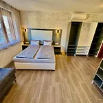 Apartamento Todorini Kuli *
