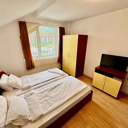 公寓 Todorini Kuli