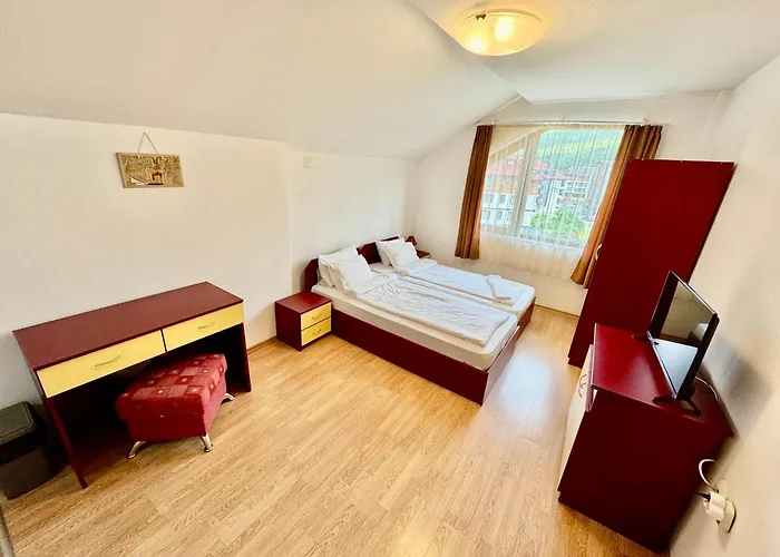 Todorini Kuli בנסקו